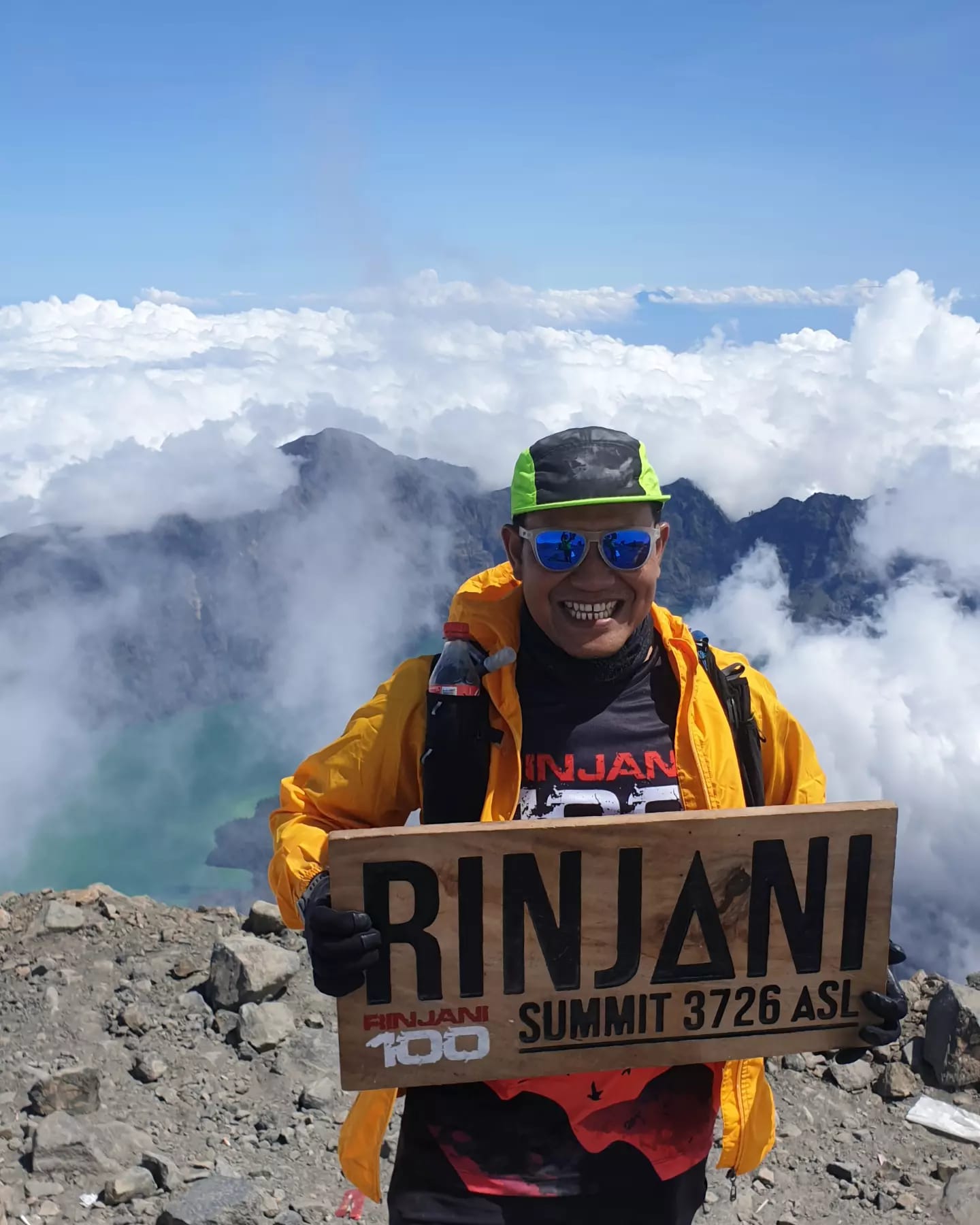 Trisno dan Perjuangan Ekstrem di Lomba Lari Rinjani 100 Kategori 36K 1 Lomba lari Rinjani 100