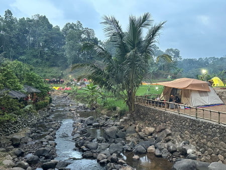 Berkemah di Muara Jambu Subang 1