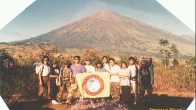 Naik 100%! Ini Rincian Tarif Terbaru Tiket Mendaki Gunung Rinjani 2024, Peminat Tetap Ramai? 14 tiket mendaki Gunung Rinjani