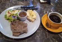 Nikmati Sensasi Kuliner di Blue Fire Steak Caman Jatibening: Steak Terlezat di Bekasi 4