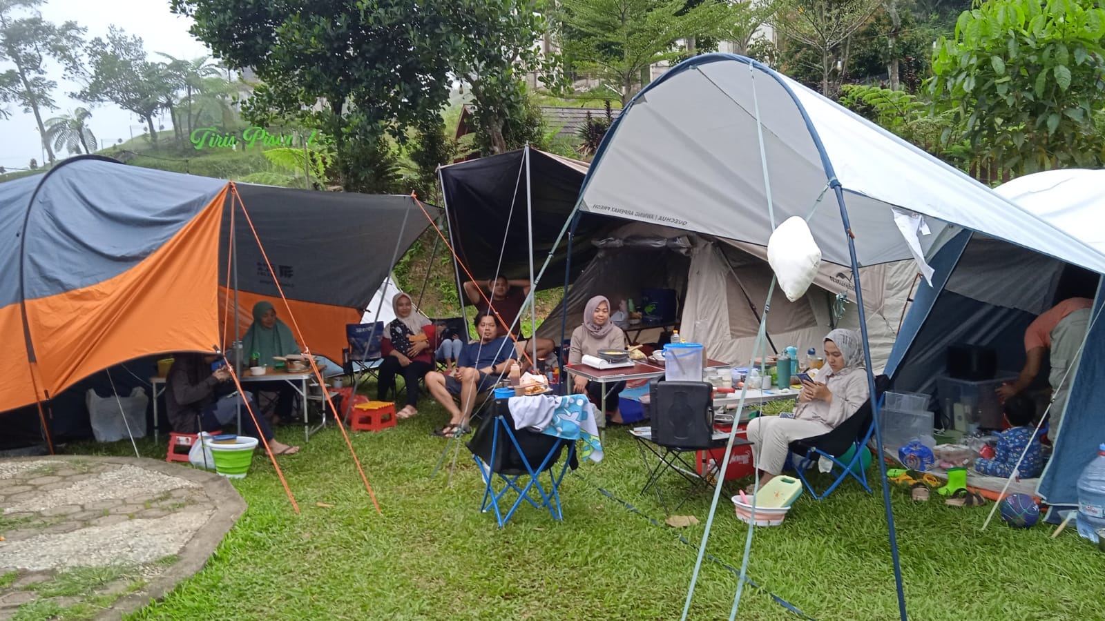 Dinginnya Tiris Pisan Village Tidak Sedingin Pendapatan Perbulan, Hasil Mingguannya Bikin Ngiler 5 Tiris Pisan Village