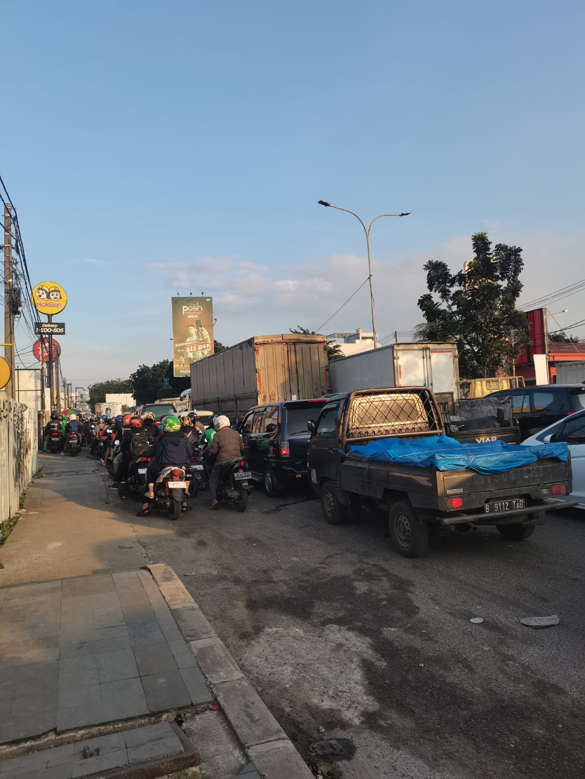 Penyaluran Donasi Korban Banjir Bekasi Bersama TDA Bekasi di Lokasi Terdampak Banjir Bekasi 19 donasi korban banjir bekasi