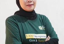 Yeti M. Riyadi, Pendiri Komunitas Perempuan Digdaya, Mendorong Kemandirian Perempuan Melalui Teknologi Digital 4 Yeti M. Riyadi