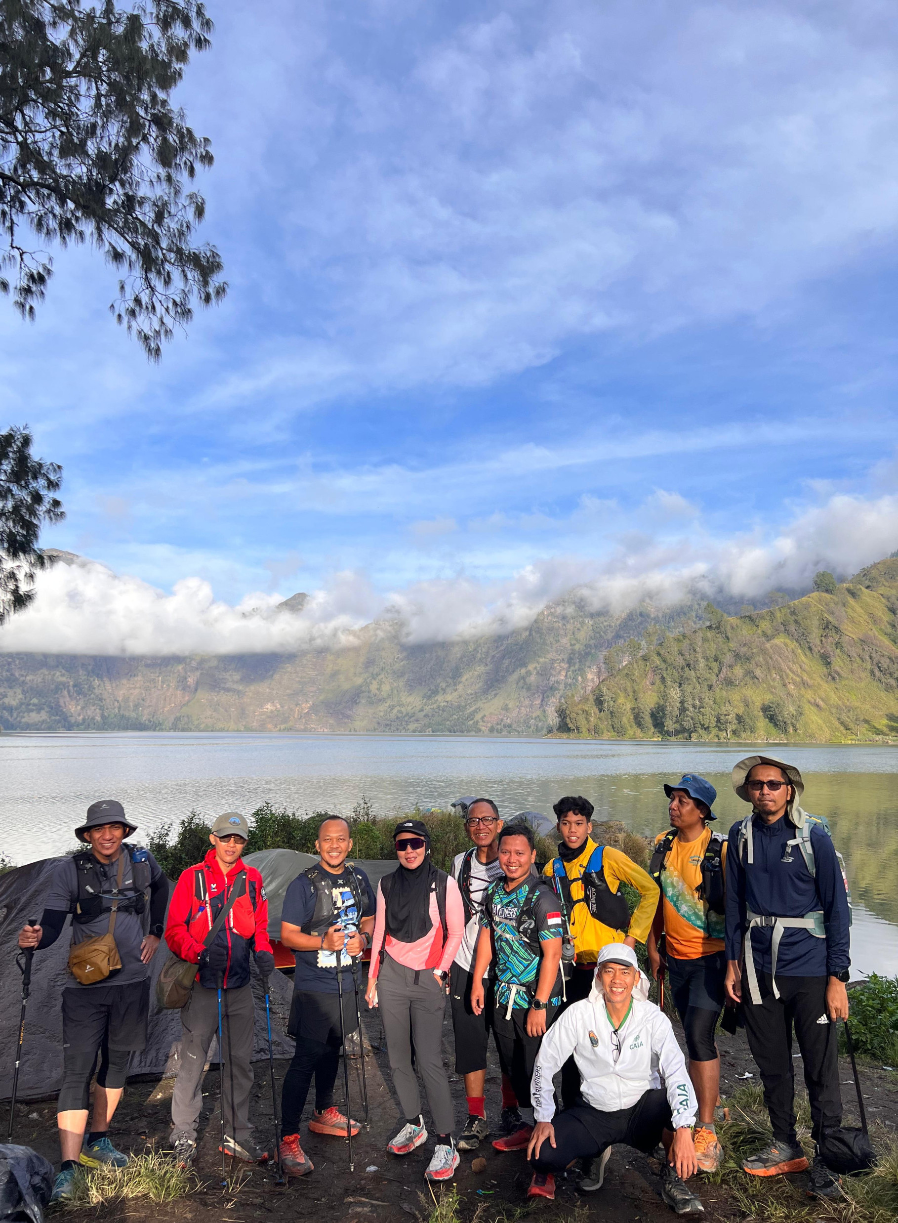 Menyelami Keindahan Danau Segara Anak dalam Perjalanan Dari Pelawangan Rinjani #4 4 Danau Segara Anak
