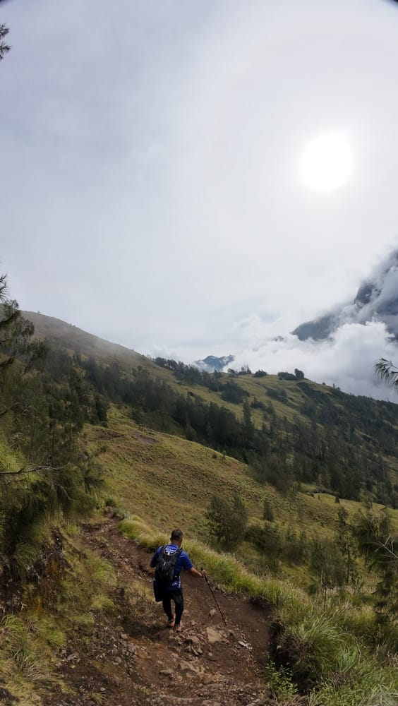 Menyelami Keindahan Danau Segara Anak dalam Perjalanan Dari Pelawangan Rinjani #4 28 Danau Segara Anak