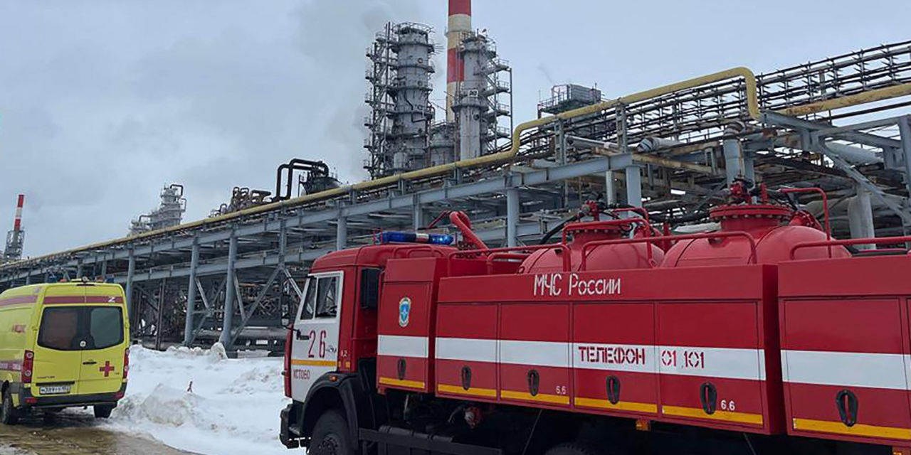 Ekspor Minyak Rusia Turun Drastis Akibat Serangan Drone Ukraina 1