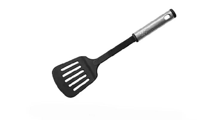 Ahli IPB Ungkap Bahaya Spatula Plastik di Dapur 1